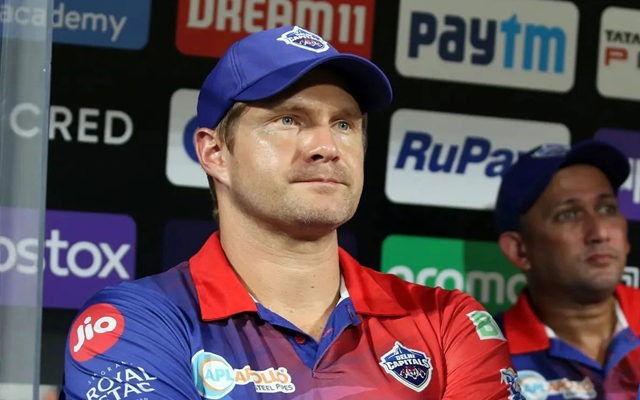 आरसीबी के लिए चेपक में खेलना बड़ी चुनौती, टीम संयोजन में बदलाव की जरूरत: वाटसन आरसीबी के लिए चेपक में खेलना बड़ी चुनौती, टीम संयोजन में बदलाव की जरूरत: वाटसन