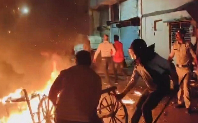 क्रिकेट मैच के दौरान विवाद के बाद हिंसक झड़प, आठ लोग घायल क्रिकेट मैच के दौरान विवाद के बाद हिंसक झड़प, आठ लोग घायल