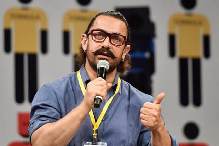 हम एक टीम बना रहे हैं: ‘महाभारत’ फिल्म पर आमिर खान हम एक टीम बना रहे हैं: ‘महाभारत’ फिल्म पर आमिर खान