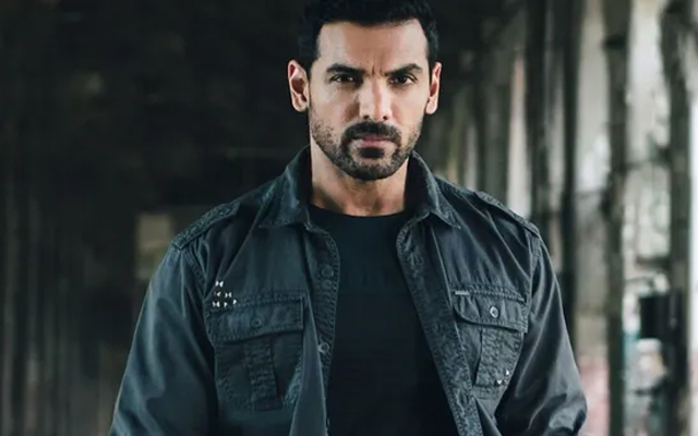 मेरा करियर आलोचना के सहारे ही बना है, मैं इसका आनंद लेता हूं: जॉन अब्राहम मेरा करियर आलोचना के सहारे ही बना है, मैं इसका आनंद लेता हूं: जॉन अब्राहम