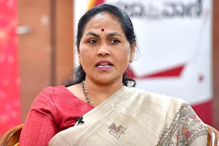 कांग्रेस सरकार ने कर्नाटक को ‘वित्तीय बदहाली’ की ओर धकेल दिया : केंद्रीय मंत्री करंदलाजे कांग्रेस सरकार ने कर्नाटक को ‘वित्तीय बदहाली’ की ओर धकेल दिया : केंद्रीय मंत्री करंदलाजे