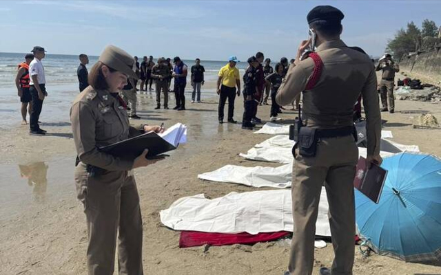 थाईलैंड पुलिस का विमान समुद्र में दुर्घटनाग्रस्त, पांच लोगों की मौत थाईलैंड पुलिस का विमान समुद्र में दुर्घटनाग्रस्त, पांच लोगों की मौत