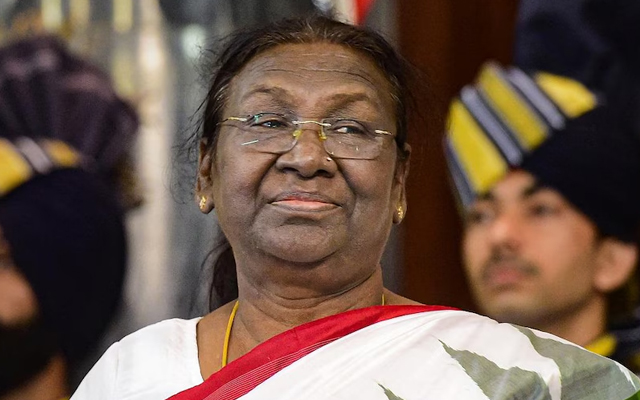 डाॅ. अंबेडकर ने महिलाओं और वंचित वर्गों को समान अधिकार दिलाने के लिए आजीवन संघर्ष किया: राष्ट्रपति द्रौपदी मुर्मु डाॅ. अंबेडकर ने महिलाओं और वंचित वर्गों को समान अधिकार दिलाने के लिए आजीवन संघर्ष किया: राष्ट्रपति द्रौपदी मुर्मु