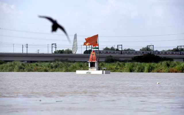 पंजाब सरकार दिल्ली में पानी की आपूर्ति रोक कर ‘गंदी राजनीति’ कर रही है: मंत्री पंजाब सरकार दिल्ली में पानी की आपूर्ति रोक कर ‘गंदी राजनीति’ कर रही है: मंत्री