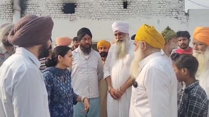 जहरीली शराब का कहर: 14 लोगों की मौत, मेन सप्लायर गिरफ्तार, मुख्यमंत्री करेंगे दाैरा… जहरीली शराब का कहर: 14 लोगों की मौत, मेन सप्लायर गिरफ्तार, मुख्यमंत्री करेंगे दाैरा…