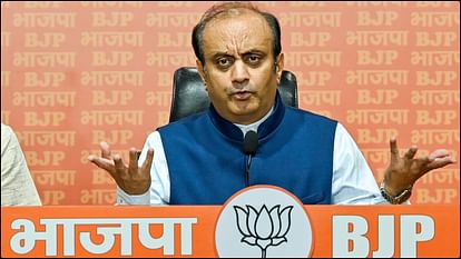 ममता सरकार की क्रूरता हुई उजागर’, मुर्शिदाबाद हिंसा की रिपोर्ट आने पर भाजपा हमलावर ममता सरकार की क्रूरता हुई उजागर’, मुर्शिदाबाद हिंसा की रिपोर्ट आने पर भाजपा हमलावर