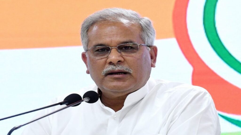 18 घंटे तक थाने के सामने डटी रही कांग्रेस, भूपेश बघेल ने कहा- प्रदेश अध्यक्ष के धरने के बाद भाजपाइयों पर प्राथमिकी (एफआईआर) दर्ज करने का मिला आश्वासन - राष्ट्रवाणी - Chhattisgarh समाचार 18 घंटे तक थाने के सामने डटी रही कांग्रेस, भूपेश बघेल ने कहा- प्रदेश अध्यक्ष के धरने के बाद भाजपाइयों पर प्राथमिकी (एफआईआर) दर्ज करने का मिला आश्वासन - राष्ट्रवाणी - Chhattisgarh समाचार