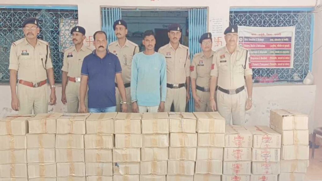 कग नेवस : अवैध शराब के खिलाफ बड़ी कार्रवाई, 53 पेटी देसी मदिरा के साथ दो आरोपी गिरफ्तार - राष्ट्रवाणी - Chhattisgarh समाचार कग नेवस : अवैध शराब के खिलाफ बड़ी कार्रवाई, 53 पेटी देसी मदिरा के साथ दो आरोपी गिरफ्तार - राष्ट्रवाणी - Chhattisgarh समाचार