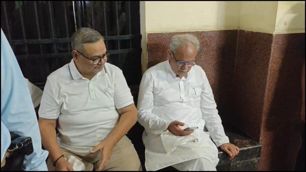 छत्‍तीसगढ़ में शराब घोटाले में कांग्रेस कोषाध्यक्ष रामगोपाल अग्रवाल को जेल, 5 अगस्त तक न्यायिक हिरासत में भेजा, कोर्ट पहुंचे भूपेश बघेल - राष्ट्रवाणी - Chhattisgarh समाचार