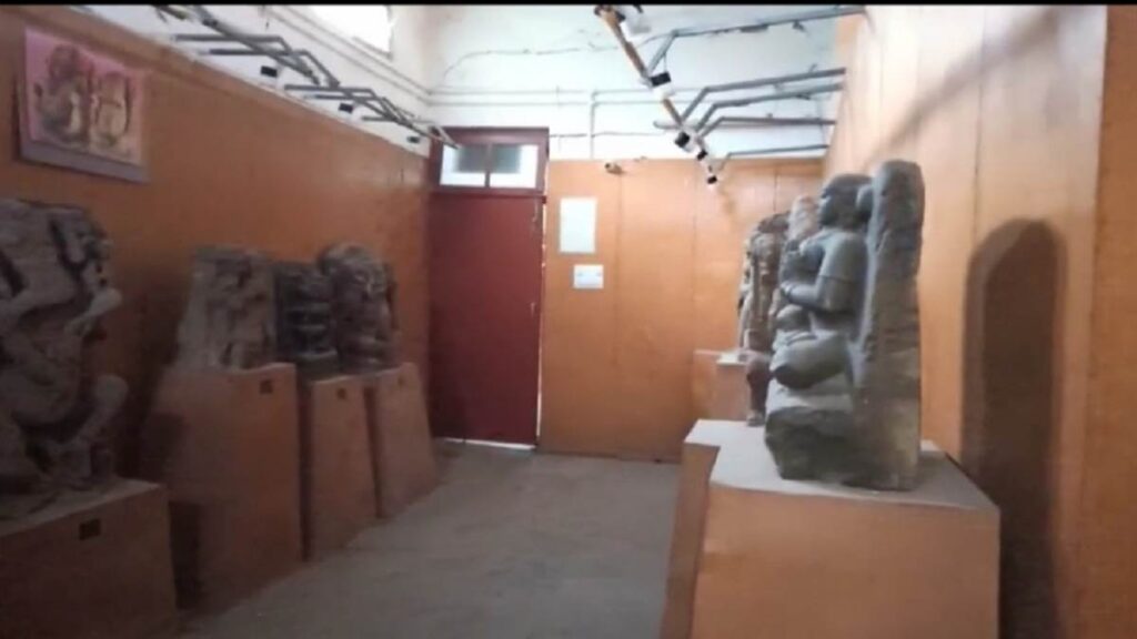 राजनांदगांव में धरोहरों पर धूल, पुरातत्व विभाग के संग्रहालय में ही संरक्षण का अभाव, नष्ट हो रही विरासतें - राष्ट्रवाणी - Chhattisgarh समाचार