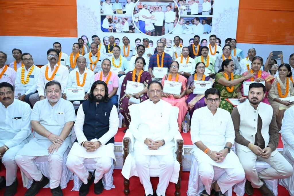 दिव्यांगजनों के सम्मान और सशक्तीकरण के लिए सरकार निरंतर प्रतिबद्ध : मुख्यमंत्री विष्णु देव साय - राष्ट्रवाणी - Chhattisgarh समाचार