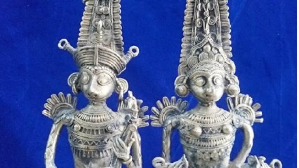 छत्तीसगढ़ के लिए गौरव का पल: बस्तर की अमर प्रेमगाथा 'झिटकू-मिटकी' अब राष्ट्रपति भवन के निमंत्रण पत्र पर - राष्ट्रवाणी - Chhattisgarh समाचार छत्तीसगढ़ के लिए गौरव का पल: बस्तर की अमर प्रेमगाथा 'झिटकू-मिटकी' अब राष्ट्रपति भवन के निमंत्रण पत्र पर - राष्ट्रवाणी - Chhattisgarh समाचार