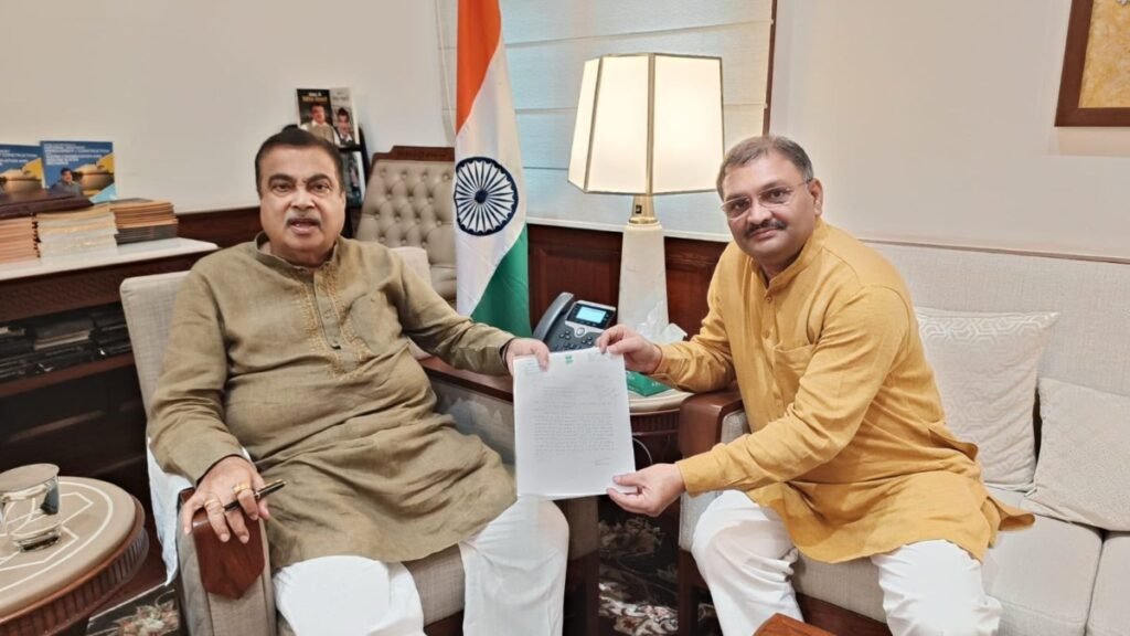 सांसद संतोष पांडेय ने केंद्रीय मंत्री नितिन गडकरी से की मुलाकात, धवईपानी-सिमगा फोरलेन और खैरागढ़-कवर्धा सड़क चौड़ीकरण की मांग - राष्ट्रवाणी - Chhattisgarh समाचार सांसद संतोष पांडेय ने केंद्रीय मंत्री नितिन गडकरी से की मुलाकात, धवईपानी-सिमगा फोरलेन और खैरागढ़-कवर्धा सड़क चौड़ीकरण की मांग - राष्ट्रवाणी - Chhattisgarh समाचार