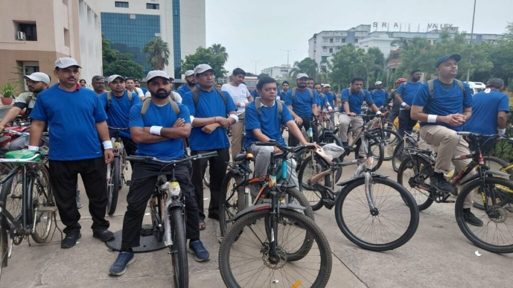 एम्स रायपुर में बोन एंड जॉइंट वीक पर साइक्लोथॉन का हुआ आयोजन, स्वस्थ हड्डी-स्वस्थ भारत का दिया गया संदेश - राष्ट्रवाणी - Chhattisgarh समाचार