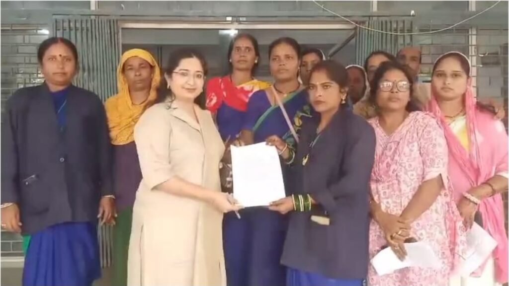 मिशन क्लीन सिटी प्रभारी पर गंभीर आरोप: स्वच्छता दीदियों ने प्रशासन से की हटाने की मांग - राष्ट्रवाणी - Chhattisgarh समाचार मिशन क्लीन सिटी प्रभारी पर गंभीर आरोप: स्वच्छता दीदियों ने प्रशासन से की हटाने की मांग - राष्ट्रवाणी - Chhattisgarh समाचार