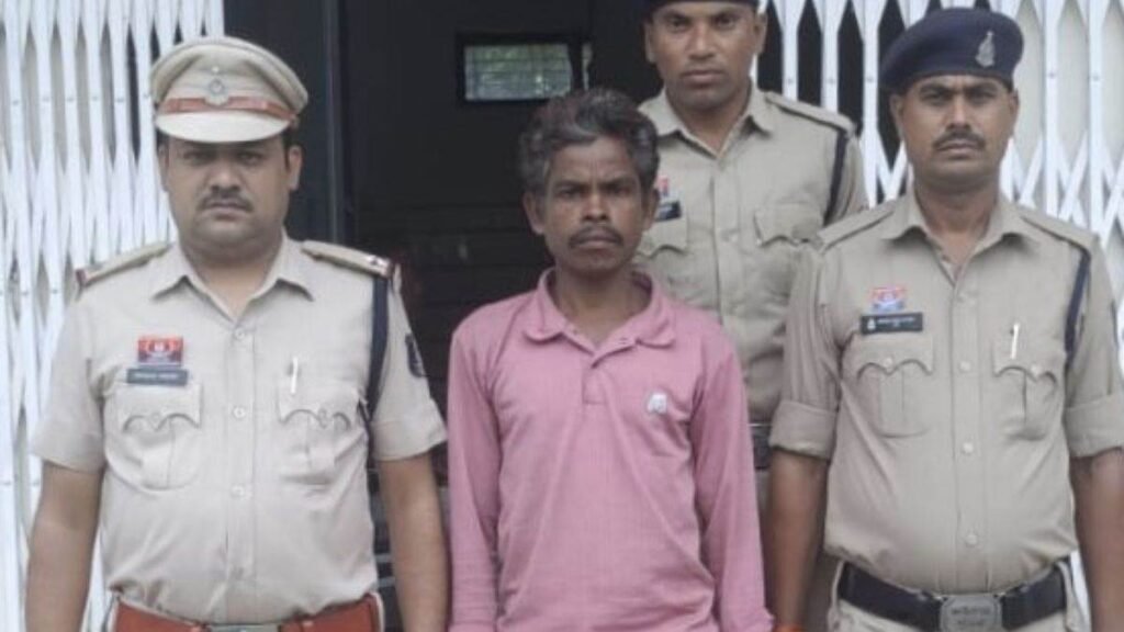 साथ जाने से इनकार पर हैवान बना पति, ब्लेड से पत्नी की गर्दन रेती, पुलिस ने कुछ ही घंटों में दबोचा - राष्ट्रवाणी - Chhattisgarh समाचार साथ जाने से इनकार पर हैवान बना पति, ब्लेड से पत्नी की गर्दन रेती, पुलिस ने कुछ ही घंटों में दबोचा - राष्ट्रवाणी - Chhattisgarh समाचार