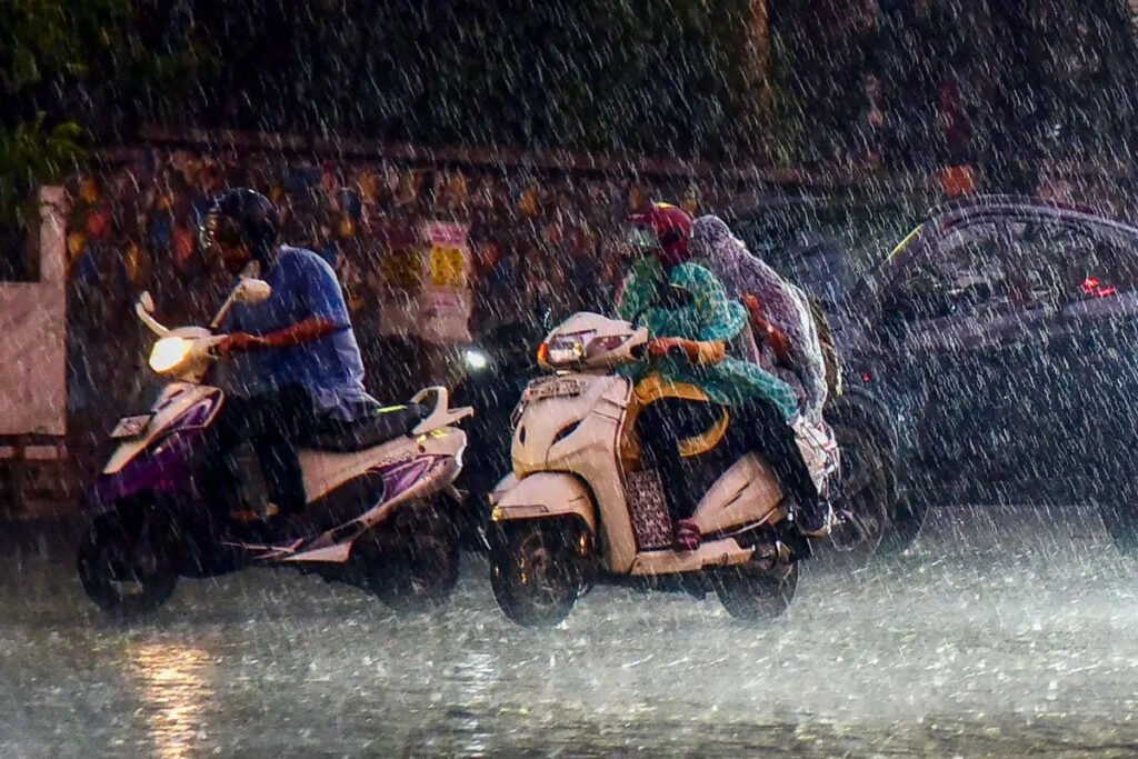 प्रदेश में दो दिनों तक होगी भारी बारिश, मौसम विभाग ने जारी किया अलर्ट - राष्ट्रवाणी - Chhattisgarh समाचार