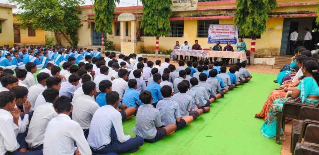मिशन वात्सल्य के तहत बाल संरक्षण जागरूकता अभियान, 270 विद्यार्थियों को दी सुरक्षा और अधिकारों की जानकारी - राष्ट्रवाणी - Chhattisgarh समाचार मिशन वात्सल्य के तहत बाल संरक्षण जागरूकता अभियान, 270 विद्यार्थियों को दी सुरक्षा और अधिकारों की जानकारी - राष्ट्रवाणी - Chhattisgarh समाचार