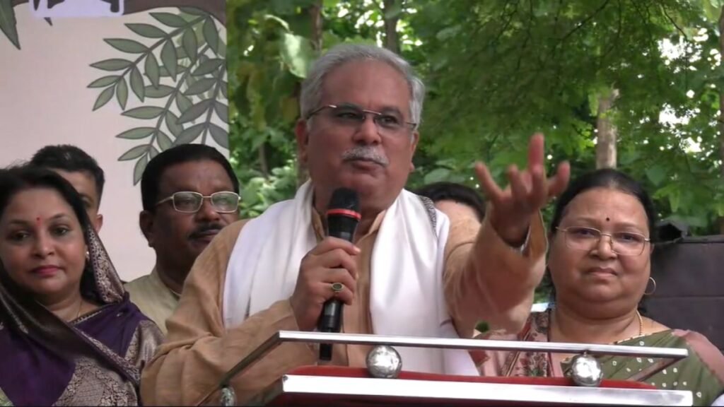 हरेली तिहार पर भूपेश बघेल का वार: कहा- हमारी सरकार ने छत्तीसगढ़ी परंपरा को देश-दुनिया तक फैलाया, वह आज खत्म कर दिया गया - राष्ट्रवाणी - Chhattisgarh समाचार
