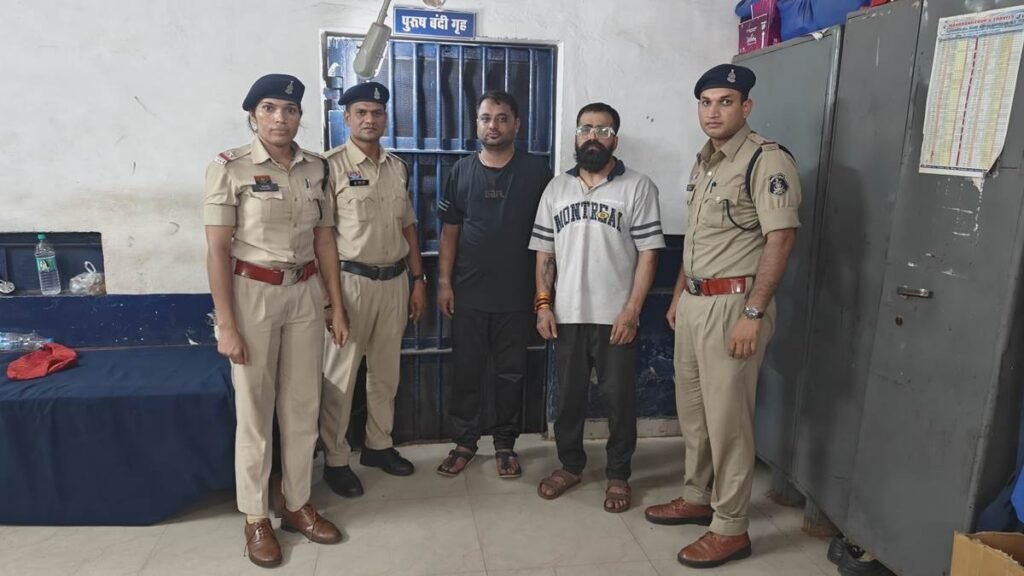 दुर्ग में बेची जा रहा थी नकली गोल्ड फ्लेक सिगरेट, पुलिस ने 18 हजार नग की बनाई जब्ती - राष्ट्रवाणी - Chhattisgarh समाचार