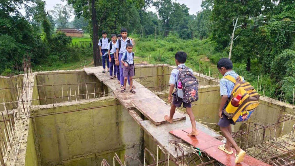 अधूरे पुल पर राष्ट्रीय मानवाधिकार आयोग ने लिया स्वत: संज्ञान, मुख्य सचिव को नोटिस भेजकर मांगा जवाब… – राष्ट्रवाणी अधूरे पुल पर राष्ट्रीय मानवाधिकार आयोग ने लिया स्वत: संज्ञान, मुख्य सचिव को नोटिस भेजकर मांगा जवाब… – राष्ट्रवाणी