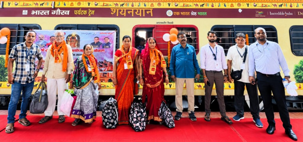 मुख्यमंत्री विष्णुदेव साय की रामलला दर्शन योजना बनी श्रद्धालुओं के लिए आस्था और आध्यात्मिक यात्रा का माध्यम – राष्ट्रवाणी मुख्यमंत्री विष्णुदेव साय की रामलला दर्शन योजना बनी श्रद्धालुओं के लिए आस्था और आध्यात्मिक यात्रा का माध्यम – राष्ट्रवाणी