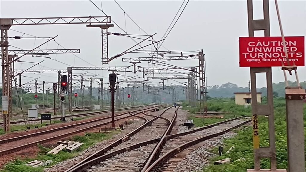 बस्तर- रायपुर रेल सेवा: रावघाट- जगदलपुर रेललाइन का स्थल निरीक्षण, अक्टूबर में भूमिपूजन की तैयारियां शुरू – राष्ट्रवाणी