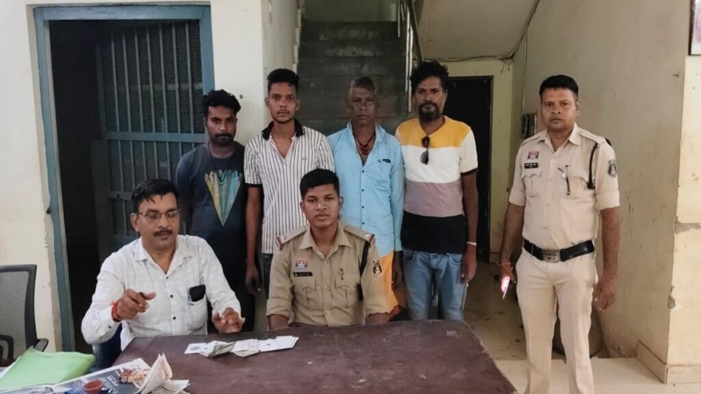 एनीकट के पास सजी जुए की महफिल में आ धमकी पुलिस, 4 जुआरी गिरफ्तार – राष्ट्रवाणी