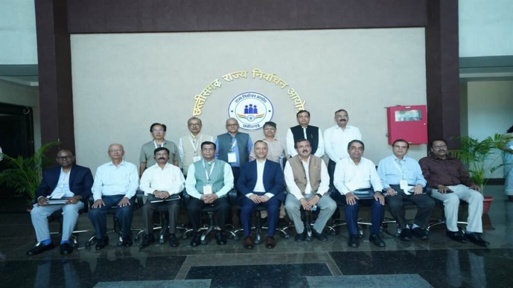 रायपुर की बैठक में बड़ा फैसला: बिहार राज्य निर्वाचन आयोग को ईवीएम प्रबंधन सॉफ्टवेयर तैयार करने की जिम्मेदारी – राष्ट्रवाणी रायपुर की बैठक में बड़ा फैसला: बिहार राज्य निर्वाचन आयोग को ईवीएम प्रबंधन सॉफ्टवेयर तैयार करने की जिम्मेदारी – राष्ट्रवाणी