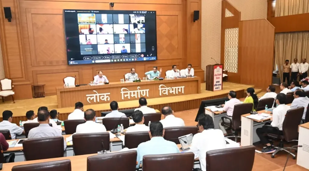 बारिश में खराब सड़कों पर उप मुख्यमंत्री अरुण साव ने जताई नाराजगी, 15 अक्टूबर तक सुधारने के दिए निर्देश – राष्ट्रवाणी