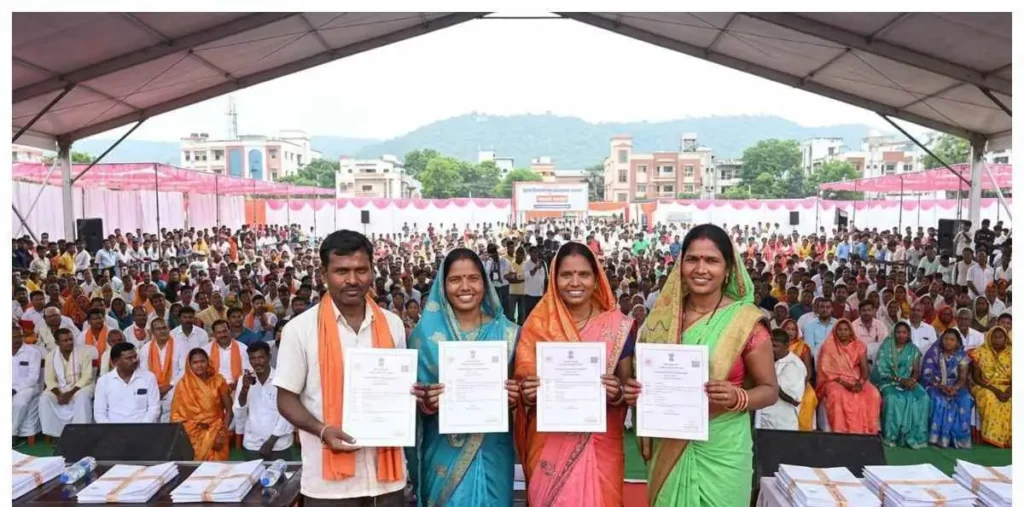 बिलासपुर में 10 हजार परिवारों को मिलेगा जमीन का मालिकाना हक, 800 दिव्यांगों को बटेंगे उपकरण – राष्ट्रवाणी बिलासपुर में 10 हजार परिवारों को मिलेगा जमीन का मालिकाना हक, 800 दिव्यांगों को बटेंगे उपकरण – राष्ट्रवाणी