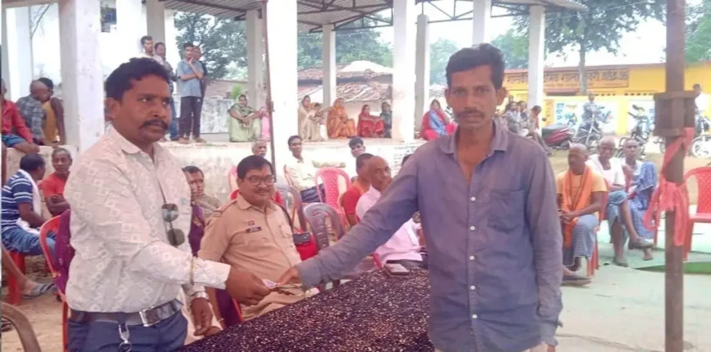 महिलाओं की पहल से केवरी गांव में पूर्ण शराबबंदी, शराब पीने और बेचने पर लोगों से वसूले 45 हजार रुपये – राष्ट्रवाणी