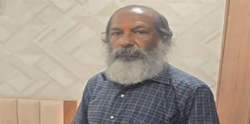 ईडी की कार्रवाई: 15 करोड़ की ठगी मामले में भूपेश बघेल के करीबी तांत्रिक केके श्रीवास्तव की 3.25 करोड़ की संपत्ति कुर्क – राष्ट्रवाणी ईडी की कार्रवाई: 15 करोड़ की ठगी मामले में भूपेश बघेल के करीबी तांत्रिक केके श्रीवास्तव की 3.25 करोड़ की संपत्ति कुर्क – राष्ट्रवाणी