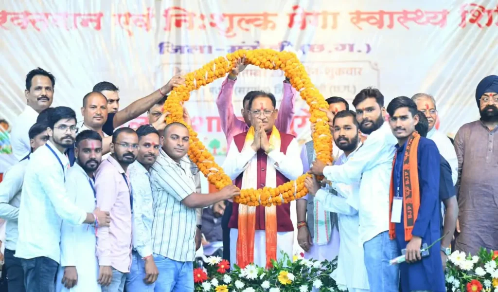 मुख्यमंत्री साय ने 21 विकास कार्यों का किया लोकार्पण एवं शिलान्यास: मदकू में 68.96 करोड़ रुपये के विकास कार्यों की सौगात, ट्रॉमा सेंटर और इको टूरिज्म सेंटर सहित कई बड़ी घोषणाएं – राष्ट्रवाणी
