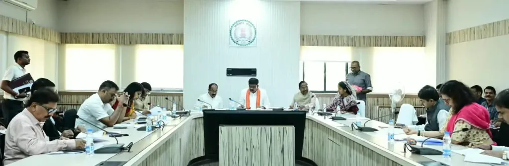 उप मुख्यमंत्री विजय शर्मा की अध्यक्षता में राजनीतिक प्रकरण वापसी समिति की हुई अहम बैठक—पढ़ें इनसाइड स्टोरी – राष्ट्रवाणी उप मुख्यमंत्री विजय शर्मा की अध्यक्षता में राजनीतिक प्रकरण वापसी समिति की हुई अहम बैठक—पढ़ें इनसाइड स्टोरी – राष्ट्रवाणी