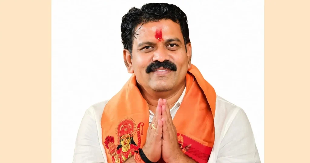 आईईडी विस्फोटों की विरह वेदना से बाहर आएगा बस्तर, पीड़ितों को मिलेंगे कृत्रिम हाथ-पैर – उप मुख्यमंत्री विजय शर्मा’ – राष्ट्रवाणी आईईडी विस्फोटों की विरह वेदना से बाहर आएगा बस्तर, पीड़ितों को मिलेंगे कृत्रिम हाथ-पैर – उप मुख्यमंत्री विजय शर्मा’ – राष्ट्रवाणी