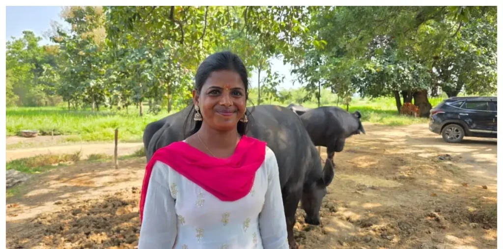 अम्बिकापर की जुझारू मां ने 1 लाख के लोन से बदली किस्मत, दो भैंसों से चार बेटियों को बना रही डॉक्टर-इंजीनियर – राष्ट्रवाणी अम्बिकापर की जुझारू मां ने 1 लाख के लोन से बदली किस्मत, दो भैंसों से चार बेटियों को बना रही डॉक्टर-इंजीनियर – राष्ट्रवाणी