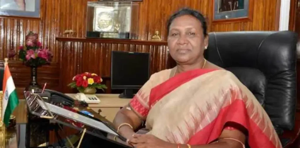 राष्ट्रपति द्रौपदी मुर्मू का छत्तीसगढ़ दौरा, प्रशासन ने शुरू की तैयारियां, लोकभवन में सुरक्षा प्रबंधों को लेकर मंथन – राष्ट्रवाणी