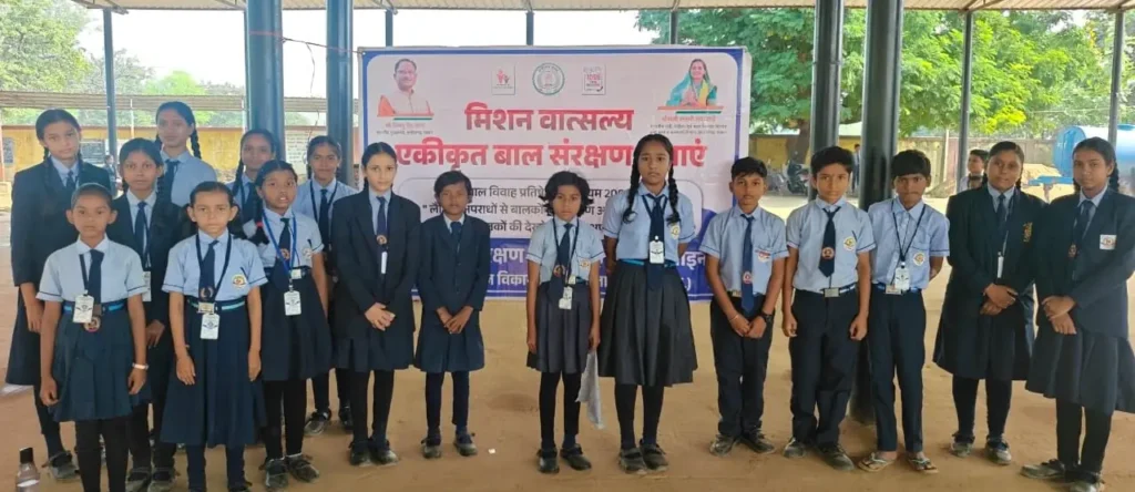 स्वामी आत्मानंद स्कूल कन्नेवाडा में दो पालियों में आयोजित हुआ ’मिशन वात्सल्य’ एवं ’मिशन शक्ति’ जागरूकता शिविर – राष्ट्रवाणी