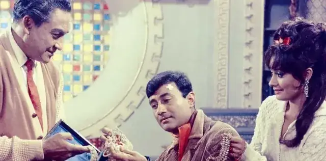 59 सालों से Dev Anand की फिल्म का जलवा बरकरार, ‘ज्वेल थीफ’ के कल्ट क्लासिक बनने की रोचक कहानी – राष्ट्रवाणी 59 सालों से Dev Anand की फिल्म का जलवा बरकरार, ‘ज्वेल थीफ’ के कल्ट क्लासिक बनने की रोचक कहानी – राष्ट्रवाणी