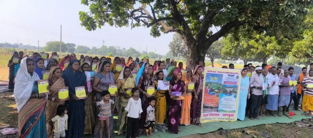 आयुक्त तारन प्रकाश सिन्हा ने खंडुआ में किया सिंचाई नाली निर्माण कार्य का निरीक्षण, श्रमिकों से किया सीधा संवाद – राष्ट्रवाणी