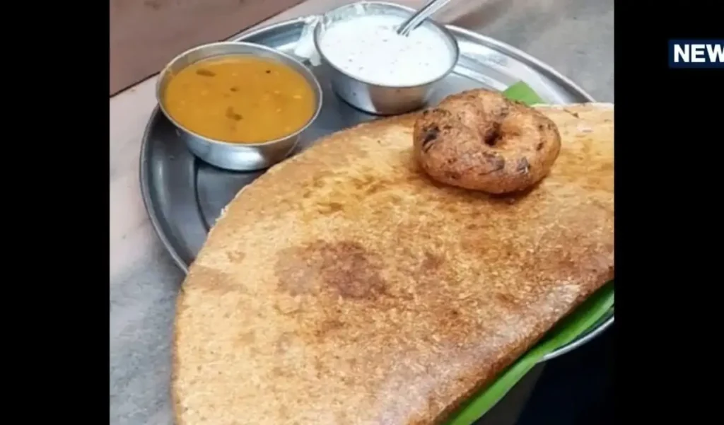 1952 से चले आ रहे CTR के डोसे में रेंगता दिखा कॉकरोच, रेस्टोरेंट ने मांगी माफी—जानें पूरा मामला – राष्ट्रवाणी
