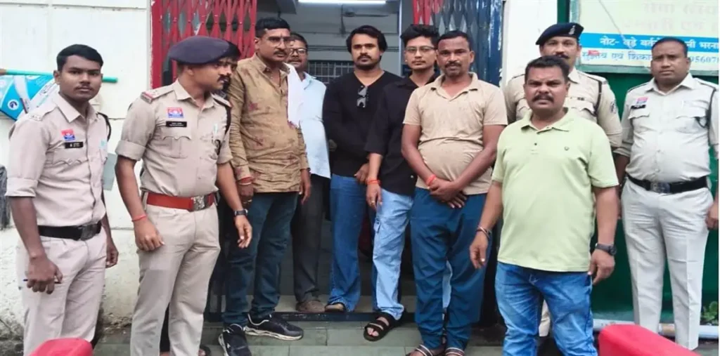 रायपुर: में दिवाली से पहले जुआरियों का जमघट, पुलिस की छापेमारी, 19 पत्तेबाजों को दबोचा—पढ़ें इनसाइड स्टोरी – राष्ट्रवाणी