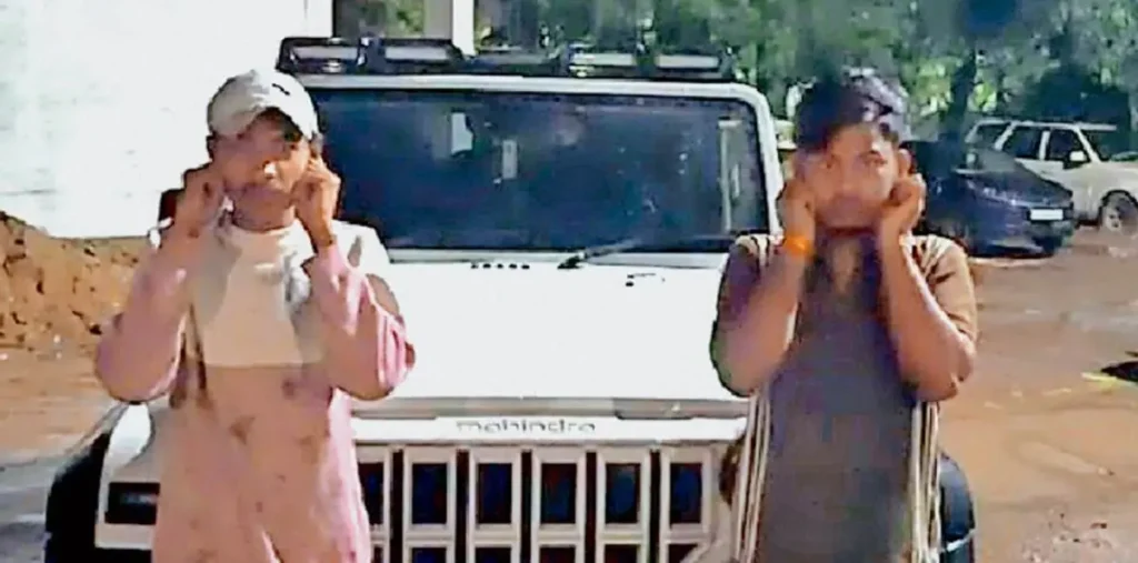 जेल से छूटे आरोपी का वेलकम करने थार से पहुंचे, रील बनाई; पुलिस ने पकड़वाए कान – राष्ट्रवाणी जेल से छूटे आरोपी का वेलकम करने थार से पहुंचे, रील बनाई; पुलिस ने पकड़वाए कान – राष्ट्रवाणी